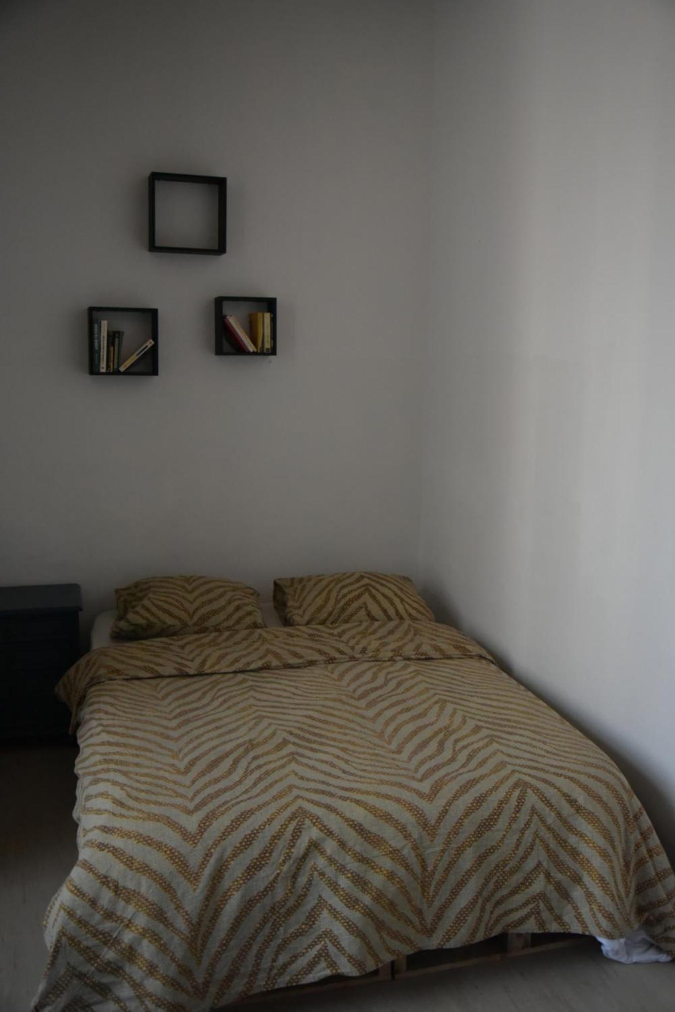 Le Piercot Otel Liège Oda fotoğraf